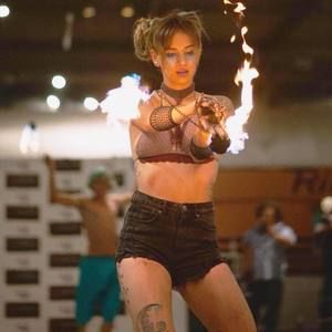 Meet your Posher, Katelyn